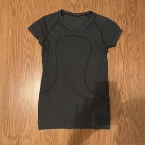 Lululemon swiftly tech short sleeve 6